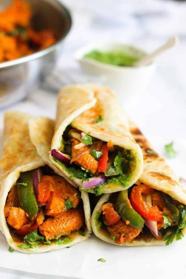 Tikka Roll (Naan).